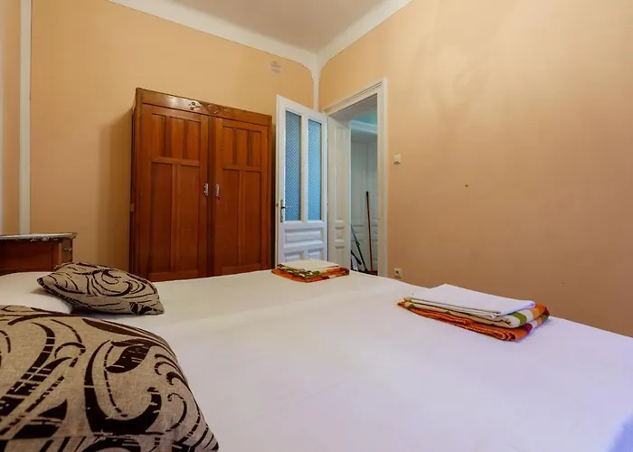 Drago Villa *