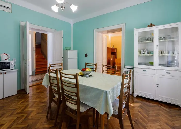 Drago Villa *