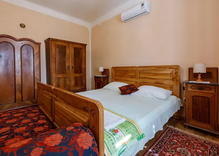 Drago Villa *
