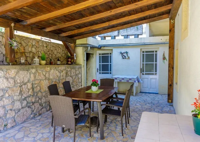 Drago Villa *